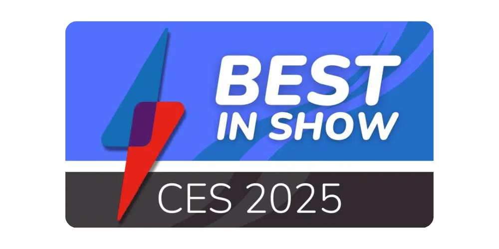 Blaues Logo mit rotem Blitzsymbol und Schriftzug ‚Best in Show CES 2025‘