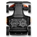 Unterseite des Segway Navimow Terranox CM240M1 mit Doppelmähwerk, Allradantrieb und robuster Fahrwerkskonstruktion für Großflächen bis 24.000 m²